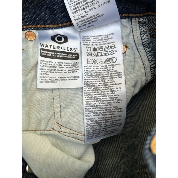 NEW Levi’s 501 Originals Shrink To Fit Dark Wash Denim Jeans Button-Fly 30x30 - Picture 6 of 7